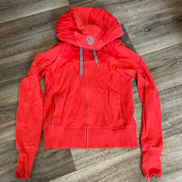 Cableknit lululemon hoodie - Picture 1 of 5